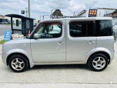 Photo of the vehicle Nissan Cube