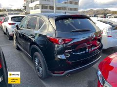 Photo of the vehicle Mazda CX-5