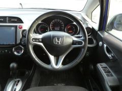 Photo of the vehicle Honda Fit