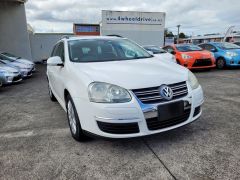 Photo of the vehicle Volkswagen Golf