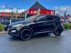 Photo of the vehicle Hyundai Santa Fe