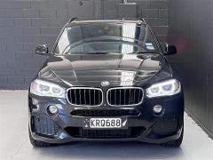 Photo of the vehicle BMW X5