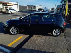 Photo of the vehicle Volkswagen Golf