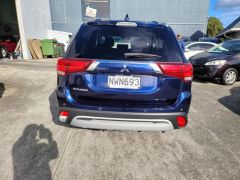 Photo of the vehicle Mitsubishi Outlander