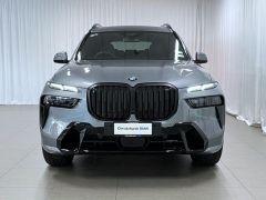 Photo of the vehicle BMW X7