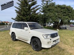 Photo of the vehicle Toyota Land Cruiser