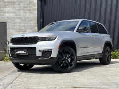 Photo of the vehicle Jeep Grand Cherokee