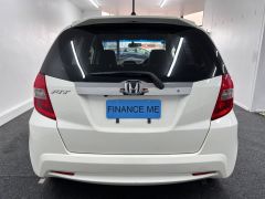 Photo of the vehicle Honda Fit