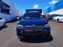 Photo of the vehicle BMW X5