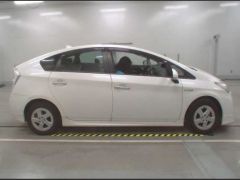 Photo of the vehicle Toyota Prius