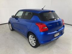 Photo of the vehicle Suzuki Swift