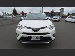 Photo of the vehicle Toyota RAV4