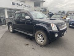 Photo of the vehicle Isuzu D-Max