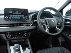 Photo of the vehicle Mitsubishi Outlander