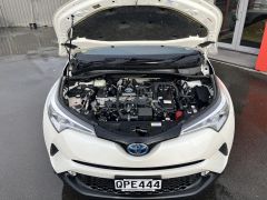 Photo of the vehicle Toyota C-HR