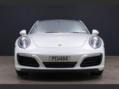 Photo of the vehicle Porsche 911