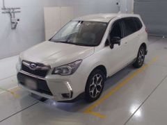 Photo of the vehicle Subaru Forester