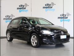 Photo of the vehicle Volkswagen Golf