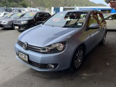 Photo of the vehicle Volkswagen Golf