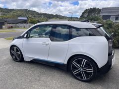 Photo of the vehicle BMW i3