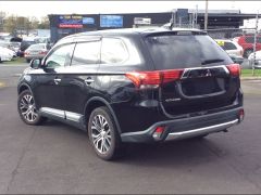 Photo of the vehicle Mitsubishi Outlander