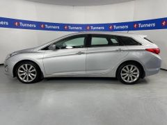 Photo of the vehicle Hyundai i40