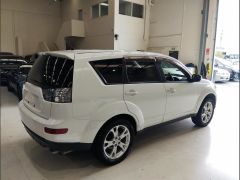 Photo of the vehicle Mitsubishi Outlander