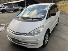 Photo of the vehicle Toyota Estima