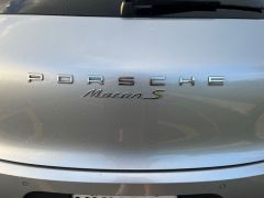 Photo of the vehicle Porsche Macan