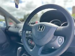 Photo of the vehicle Honda Fit