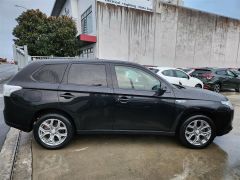 Photo of the vehicle Mitsubishi Outlander