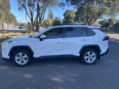 Photo of the vehicle Toyota RAV4