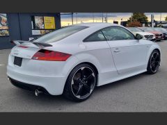 Photo of the vehicle Audi TT