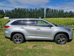 Photo of the vehicle Toyota Highlander