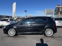 Photo of the vehicle Volkswagen Golf