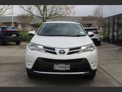 Photo of the vehicle Toyota RAV4