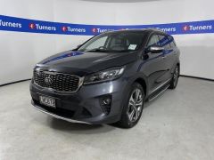 Photo of the vehicle Kia Sorento