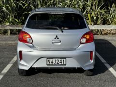 Photo Mitsubishi Mirage  2021