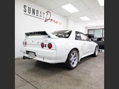 Photo of the vehicle Nissan Skyline