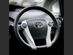 Photo of the vehicle Toyota Prius