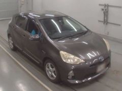 Photo of the vehicle Toyota Aqua