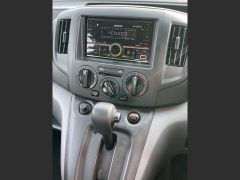 Photo of the vehicle Nissan NV200