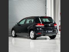 Photo of the vehicle Volkswagen Golf