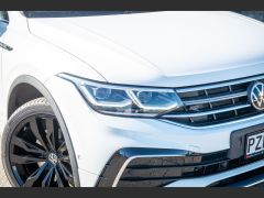 Photo of the vehicle Volkswagen Tiguan