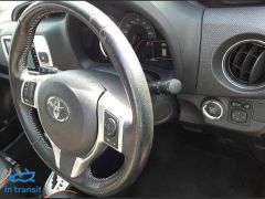 Photo of the vehicle Toyota Vitz