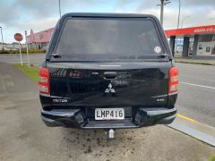 Photo of the vehicle Mitsubishi Triton