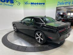 Photo of the vehicle Dodge Challenger