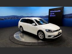 Photo of the vehicle Volkswagen Golf