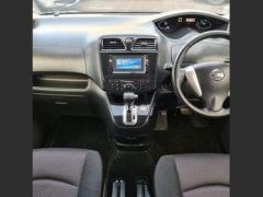 Photo of the vehicle Nissan Serena