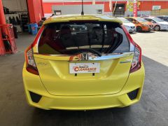 Photo of the vehicle Honda Fit